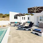 빌라 Paros Blue Senses *