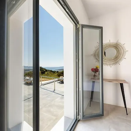 Paros Blue Senses Alikí