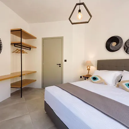 Paros Blue Senses *